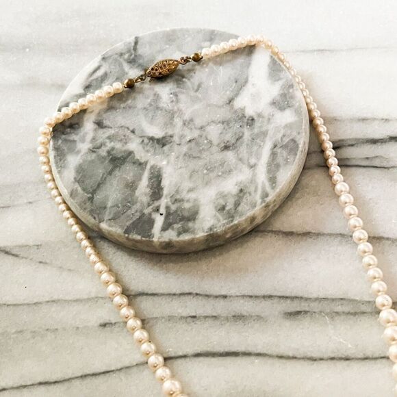 Vintage Simulated Pink Pearl Necklace Round Graduated Size Beads Unsigned - Picture 4 of 8